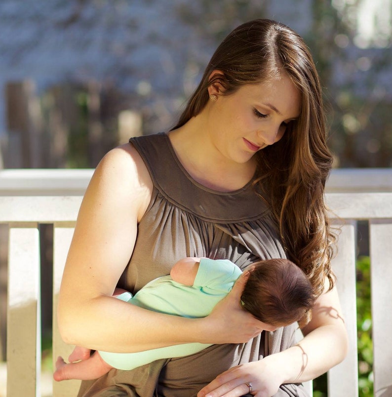 The Dylan Nursing Tunic